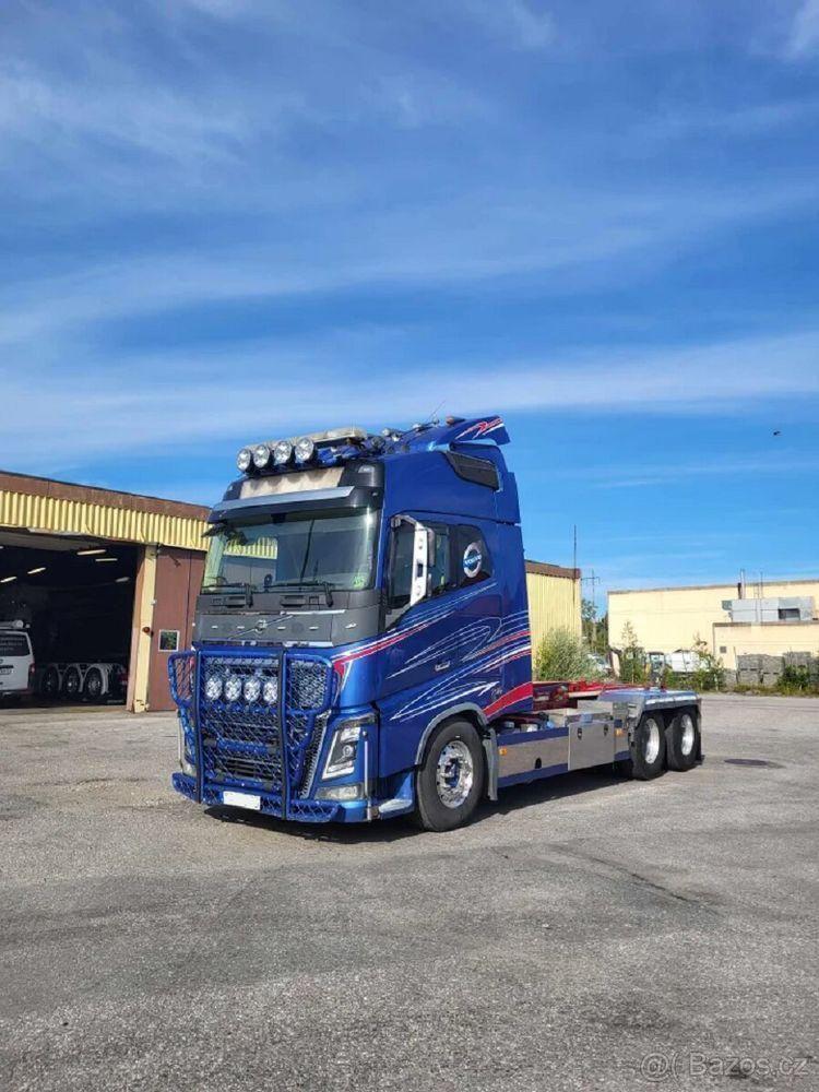 Volvo FH16 750 6x4 nosič kontejneru